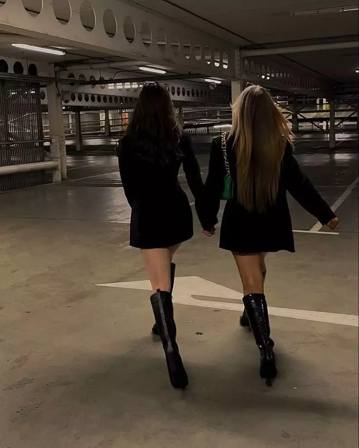 Ayme Kang e Camilla Schneider  thumbnail