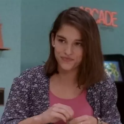 Chat with Kimberly Ann Hart - Enjoy Free AI Character Roleplay