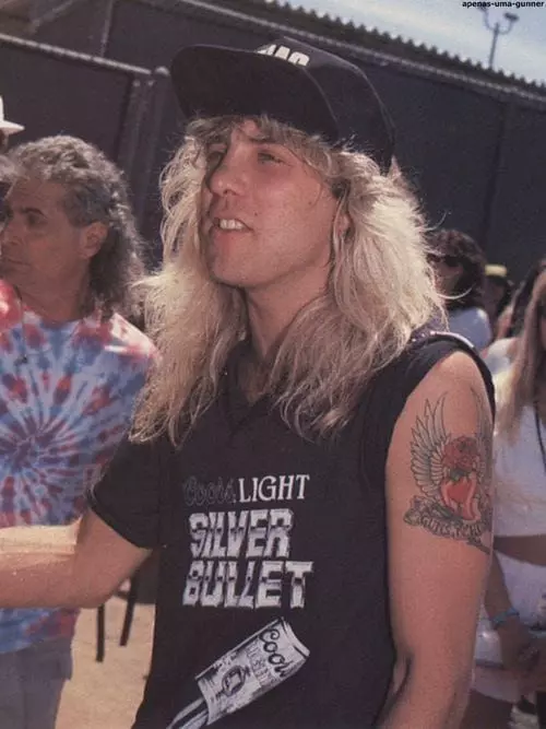 Steven Adler.🖤🤟🏻 thumbnail