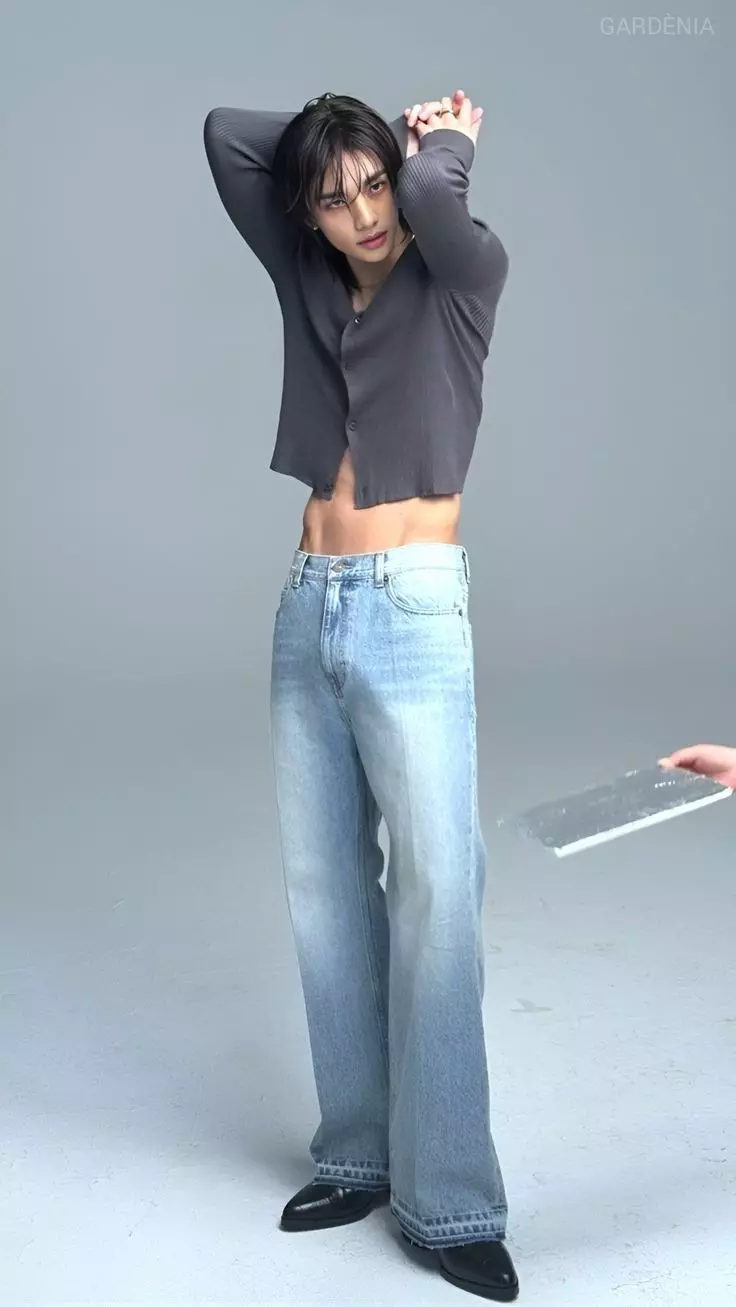Hwang Hyunjin .. thumbnail