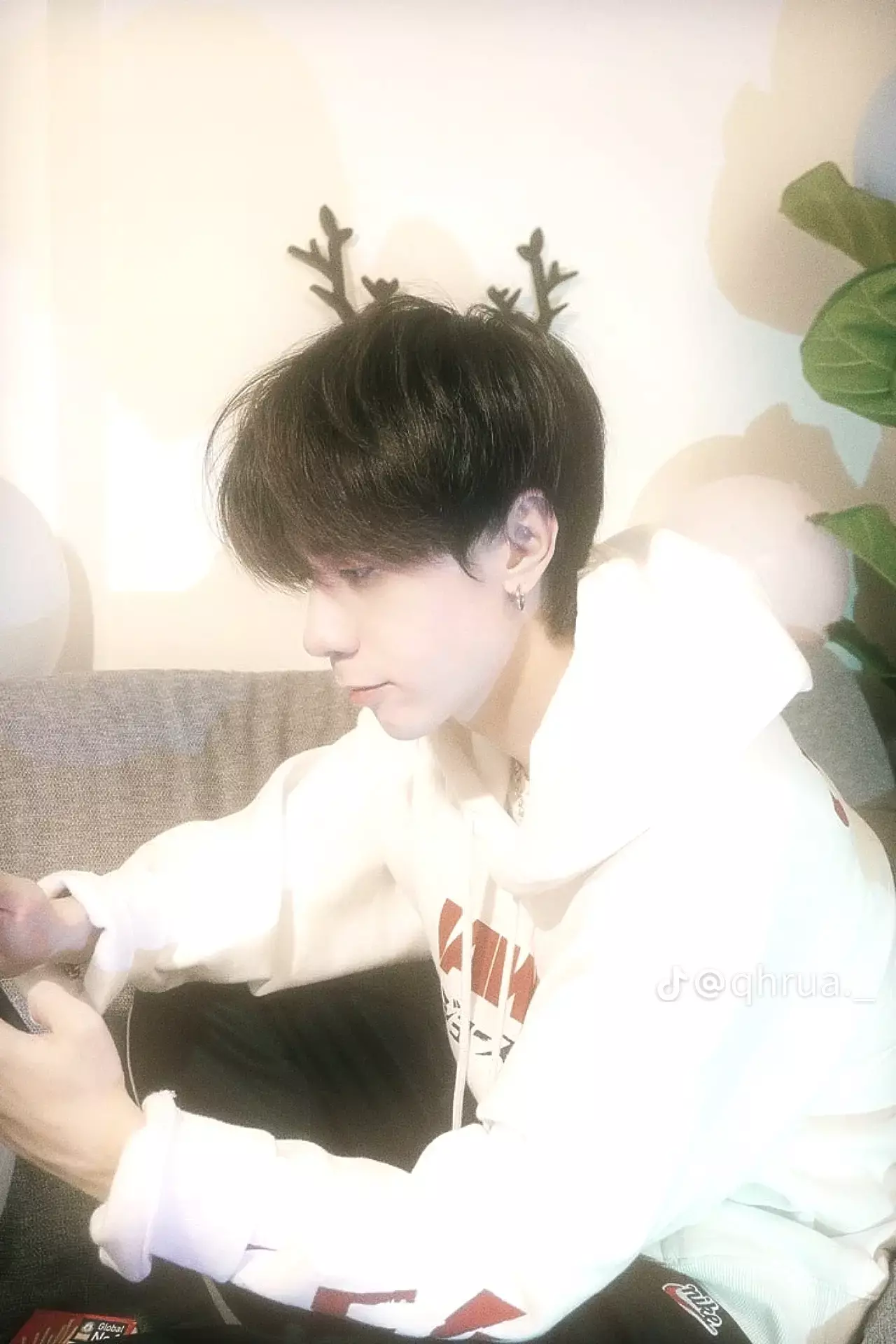 Lê Quang Hùng  thumbnail