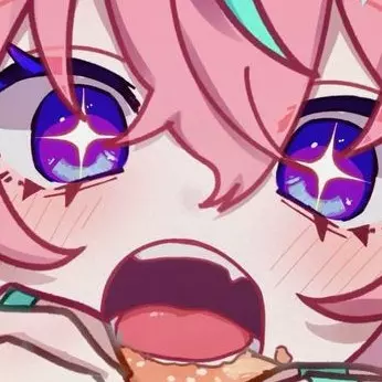 LuxxyQwQ