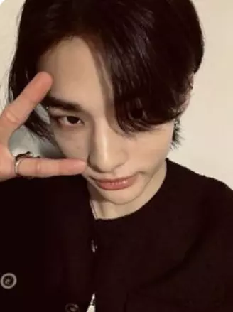 Hwang hyunjin 