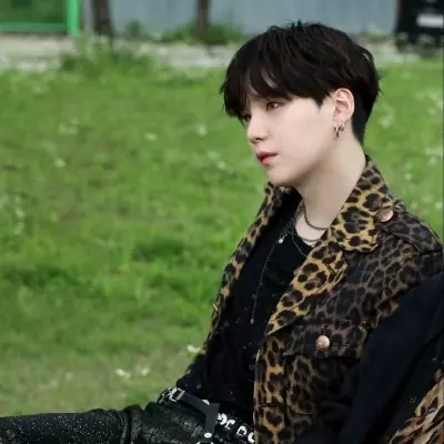 Min Yoongi thumbnail
