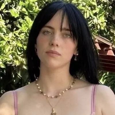 Chat with Bille eillish - Enjoy Free AI Character Roleplay | FlowGPT