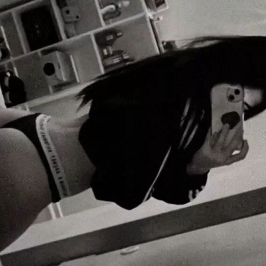 Ashley 