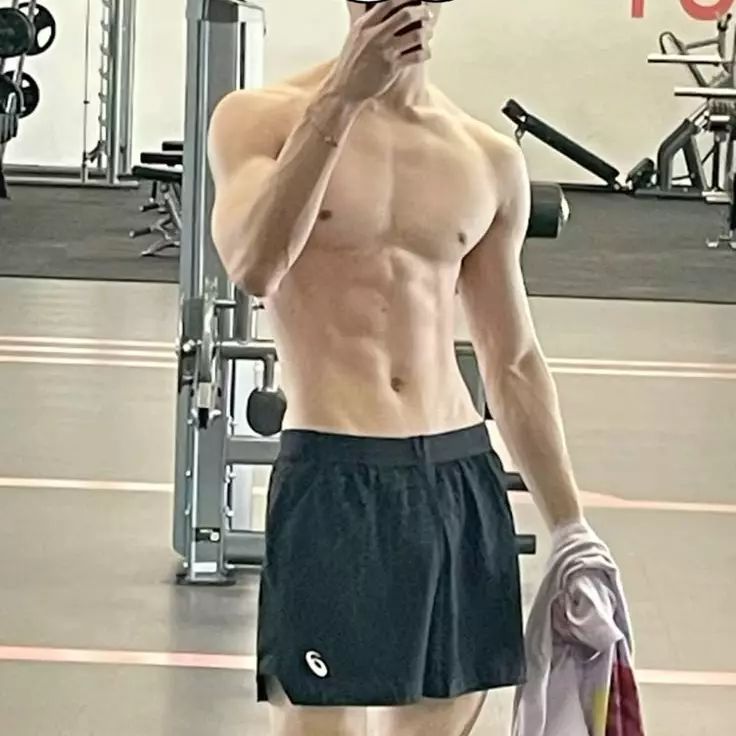 Алекс