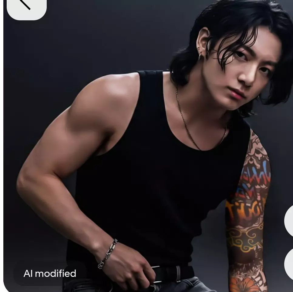 Jeon jungkook ( hot senior )  thumbnail