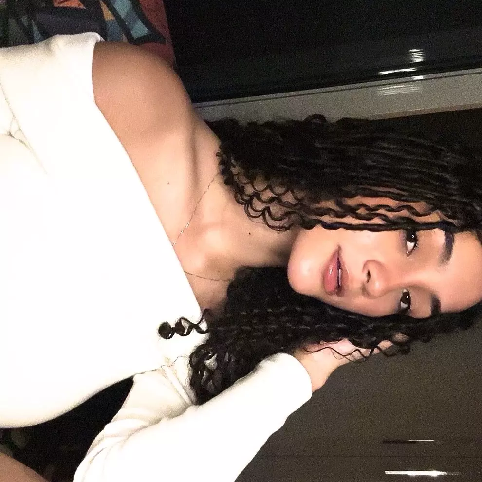 Yasmin Carolayne