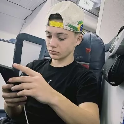 Chat with Javon walton - Enjoy Free AI Character Roleplay | FlowGPT