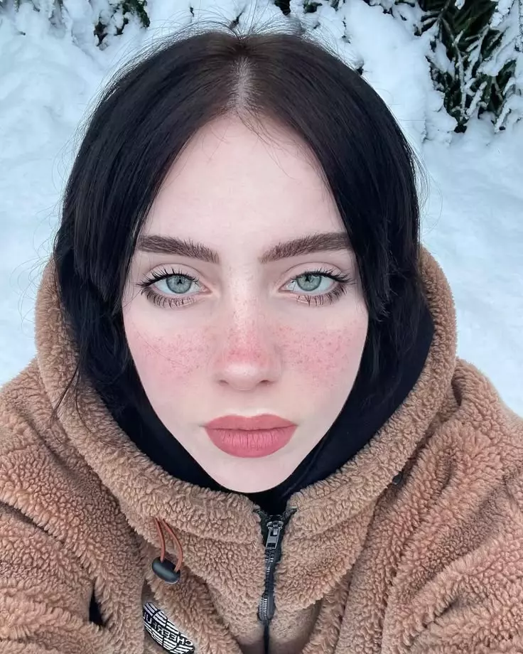 Chat with Irina Minkina - Enjoy Free AI Character Roleplay | FlowGPT