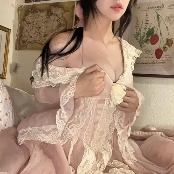 Suỵt!!
