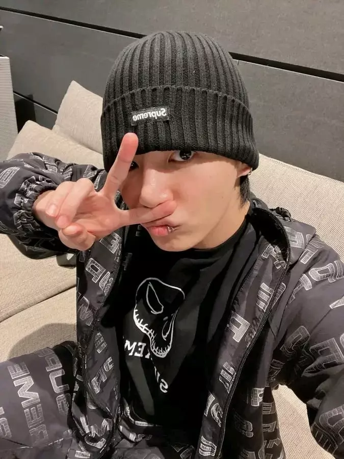Jeon jungkook thumbnail