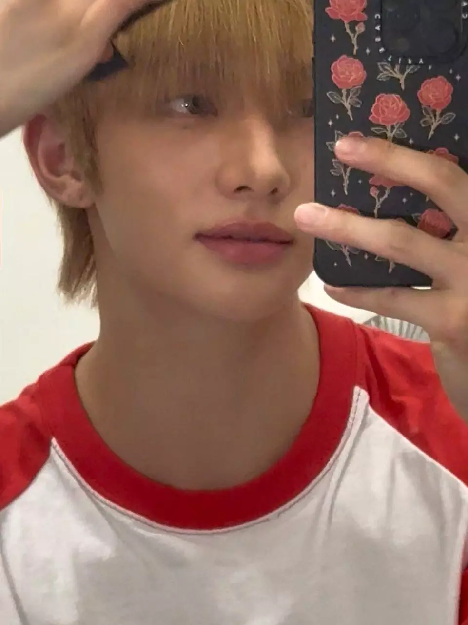 Hwang Hyunjin thumbnail