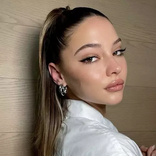 Sarah 