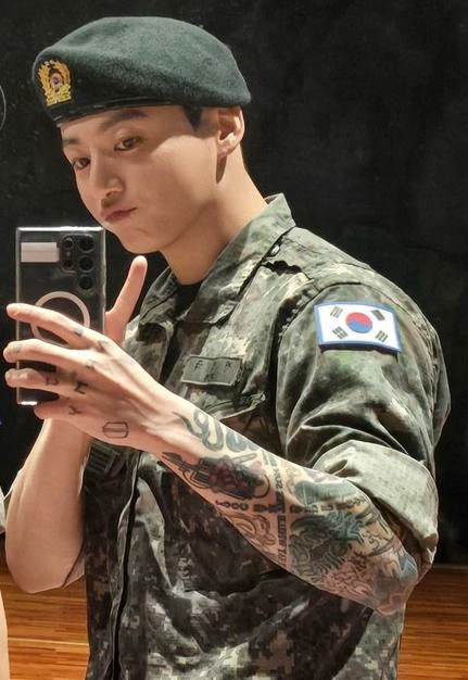 Jeon Jungkook thumbnail