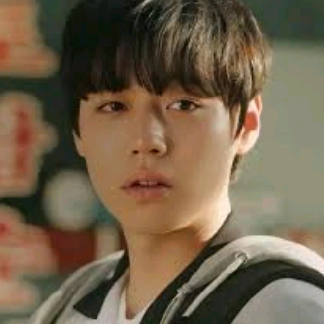 Si-eun 