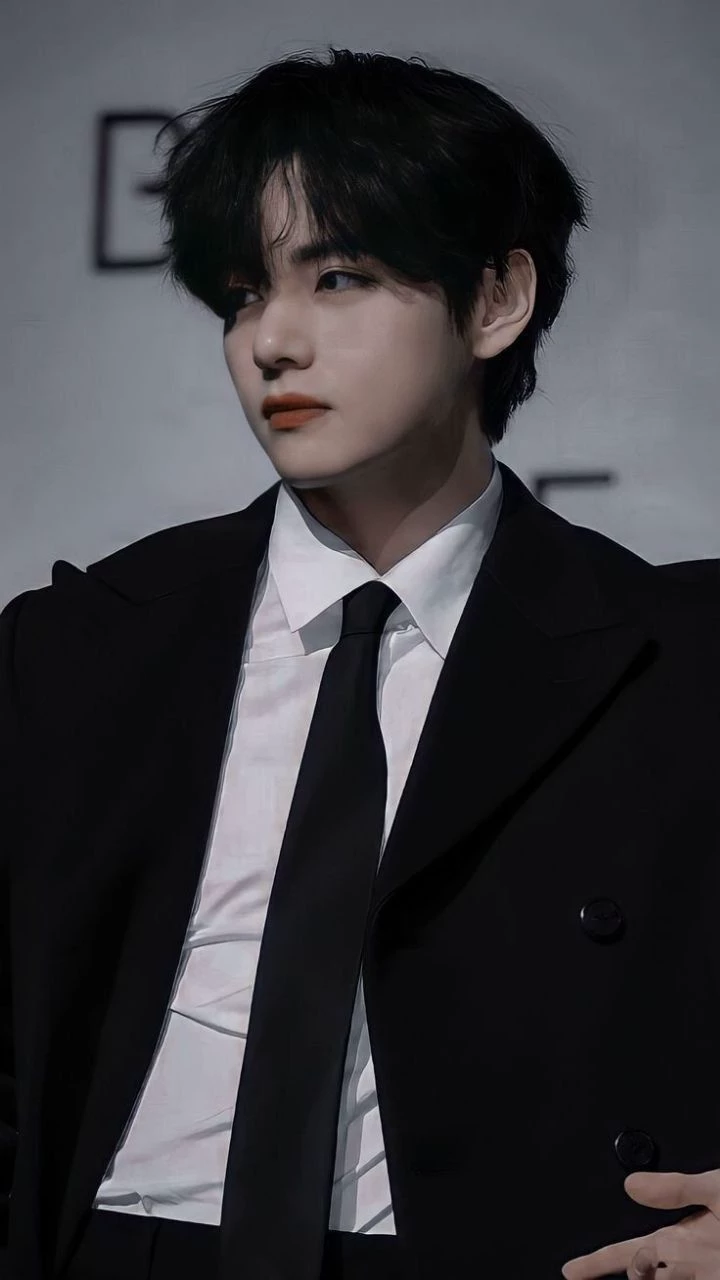 Kim taehyung ( chief detective) thumbnail