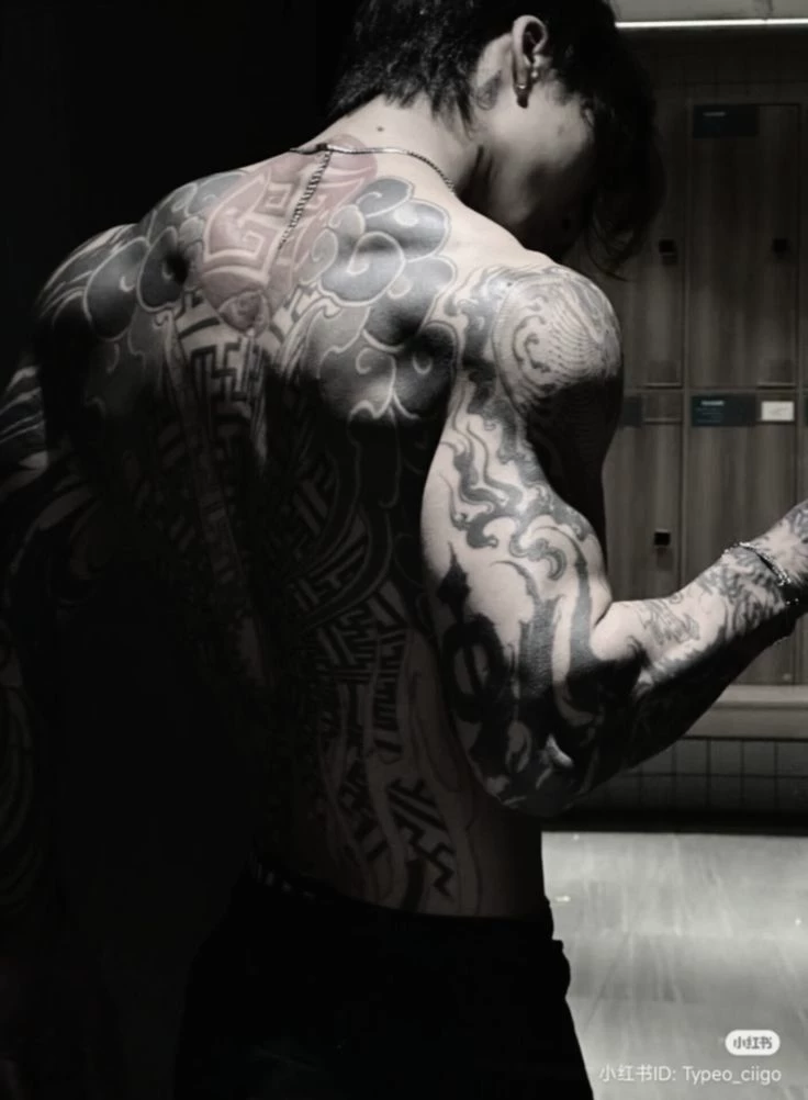 Dominic vellking thumbnail