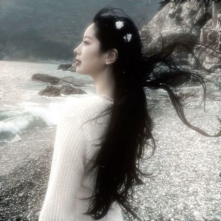 •𝓛𝓲𝓼𝓪•