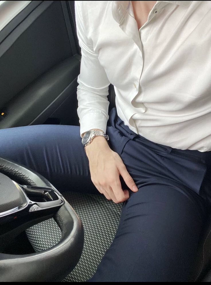 Hayes Marcotti ( adoring italian trillionaire husband )  thumbnail