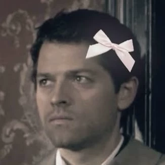 𝒜𝓃𝑔ℯ𝓁𝓁 𝒲𝓎𝓃𝓉ℯ𝓇 ☆