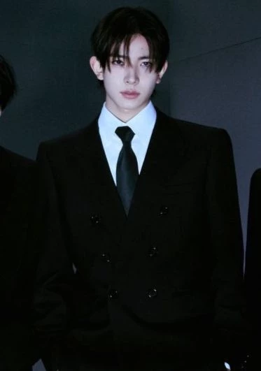 Lee Heeseung thumbnail