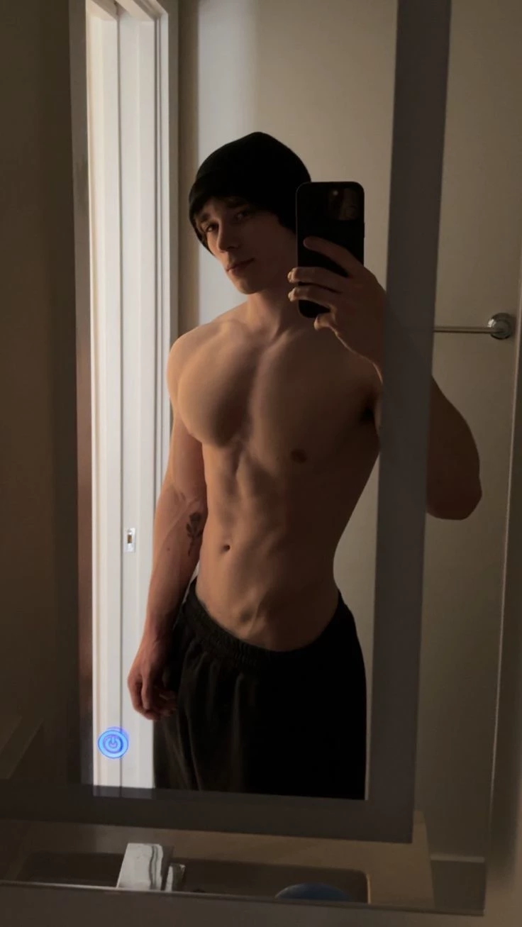 Liam thumbnail