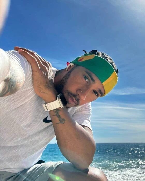 Lewis Hamilton 🥇 thumbnail