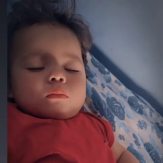 Menorzinho pistoludo _cheio de veia
