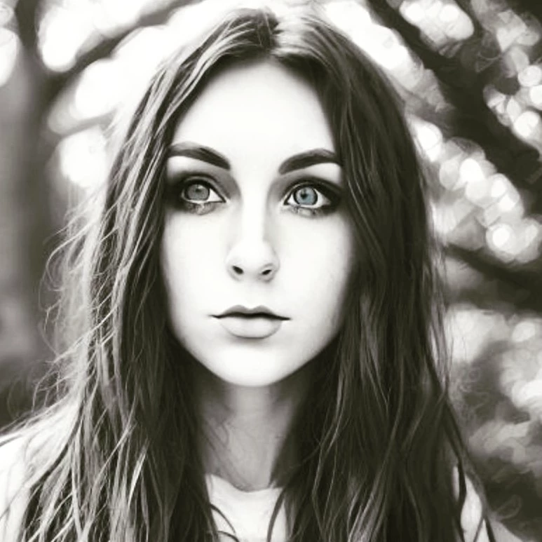 Aine Sage 
