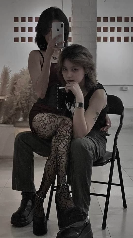 Charlie Martins - GL - Lesbian thumbnail