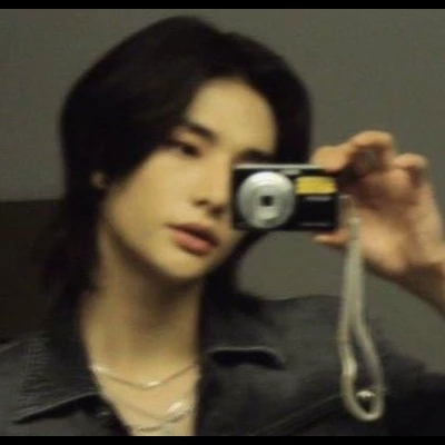 Hwang Hyunjin 🔥Sex, drugs, cigarettes🔥 thumbnail