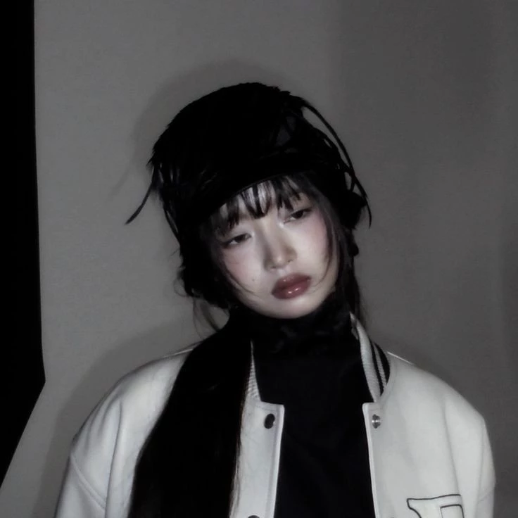 ✪
