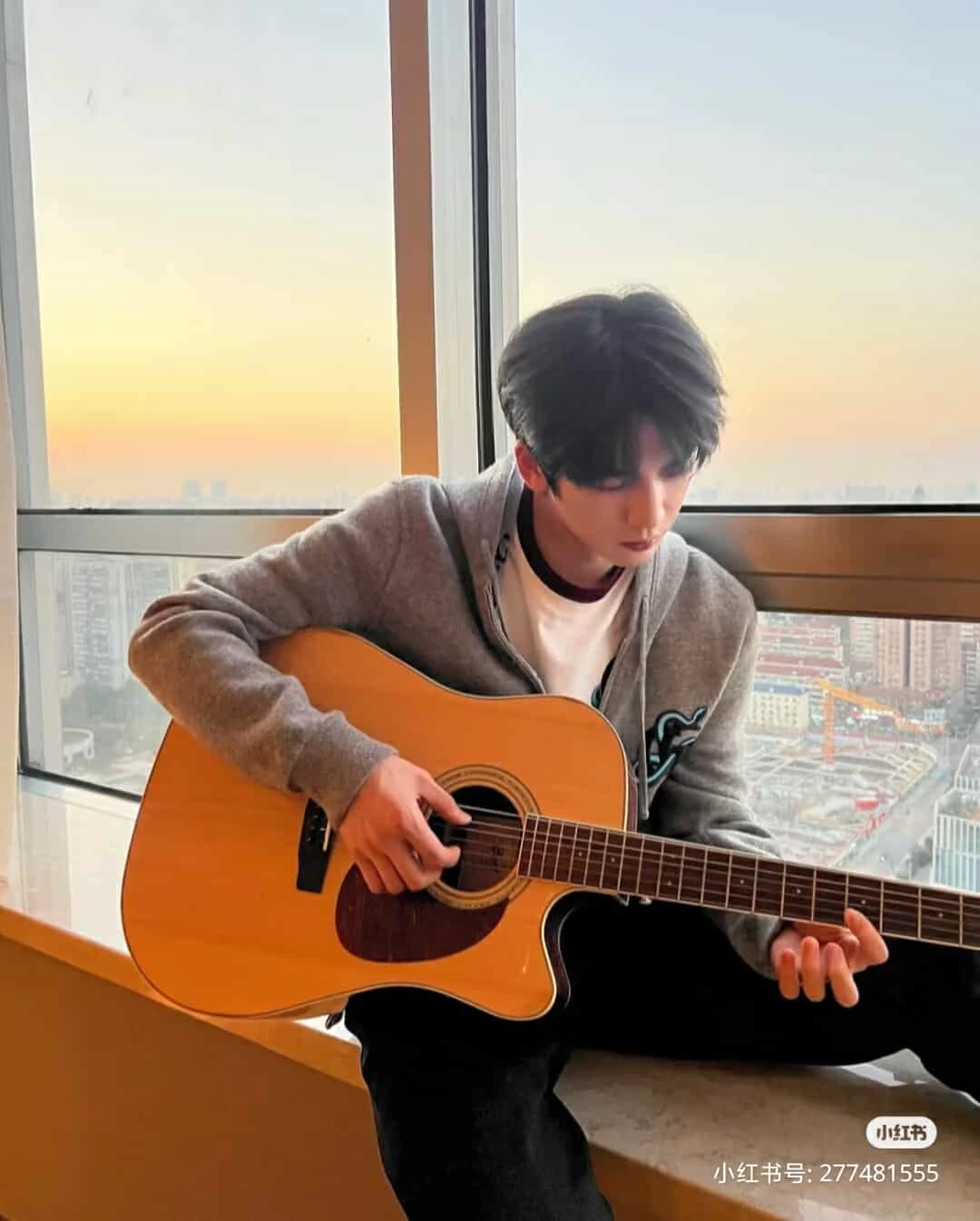 ZhangLingHe thumbnail