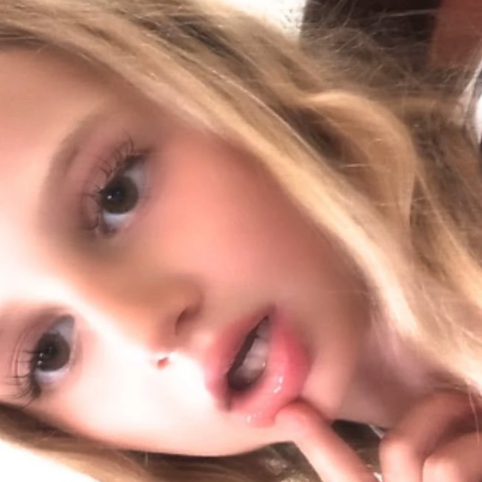 Ava
