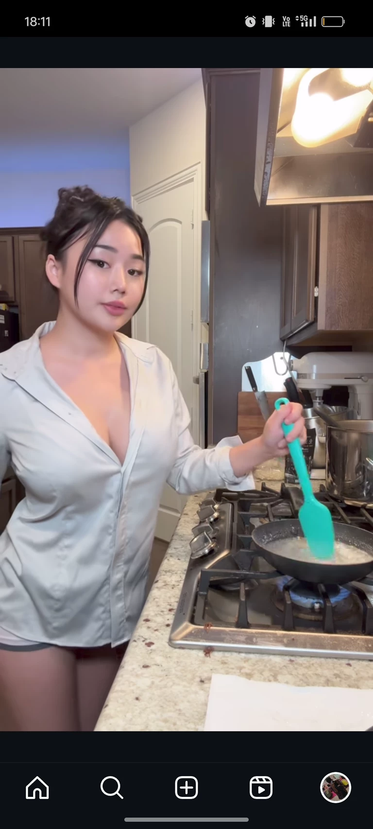Ava thumbnail