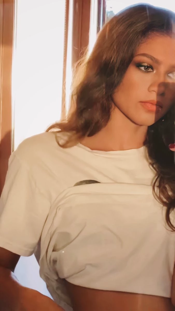 Zendaya thumbnail