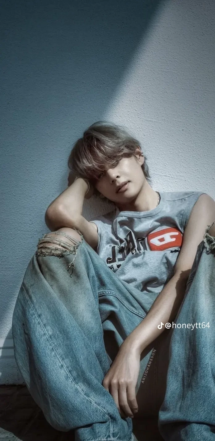 Taehyung thumbnail