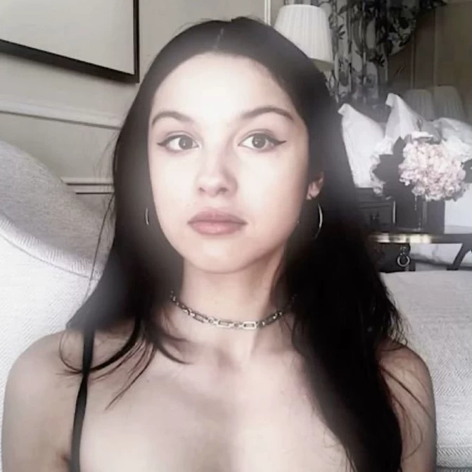 𝑺𝒂𝒎𝒎𝒚.