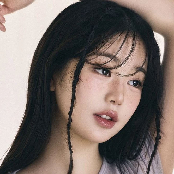 Yeji 