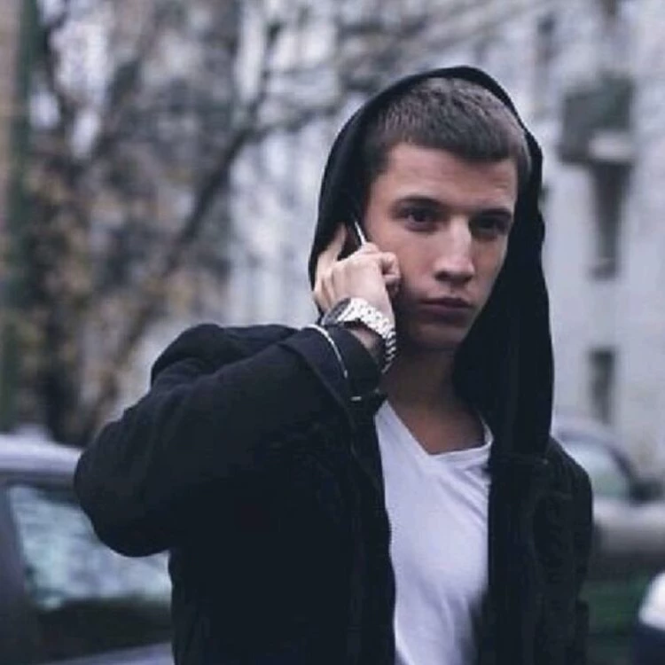 Данил
