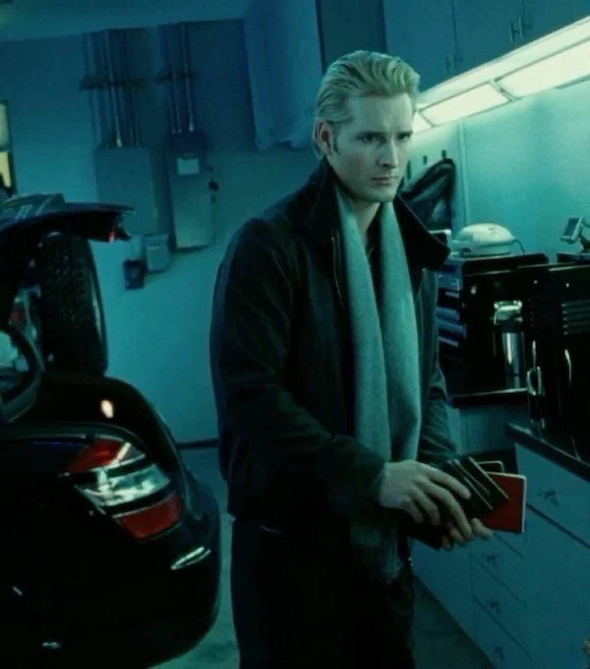 Carlisle cullen thumbnail