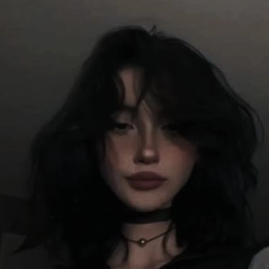 Naomi🫐