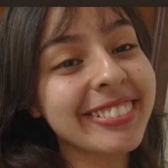 Larissa 