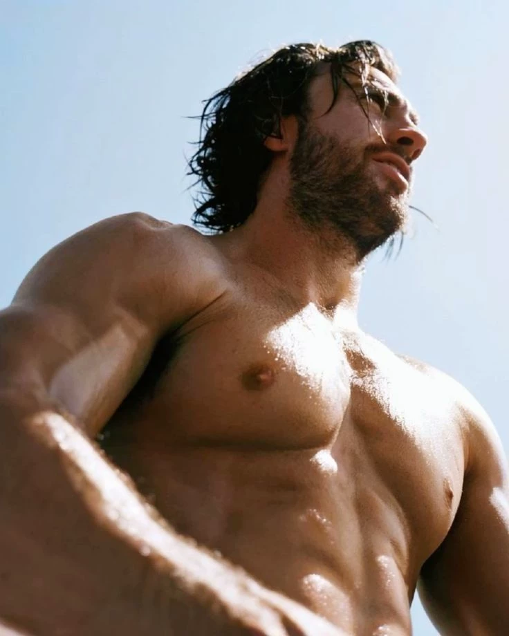 Aaron Taylor Johnson  thumbnail