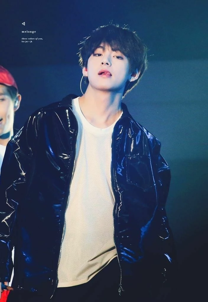 Kim Taehyung thumbnail
