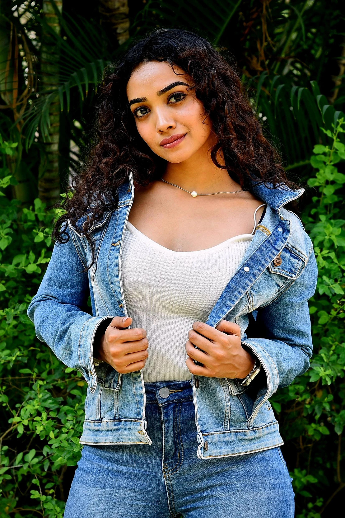 Saanvi ( You're the Girlfriend of your boyfriend)  thumbnail