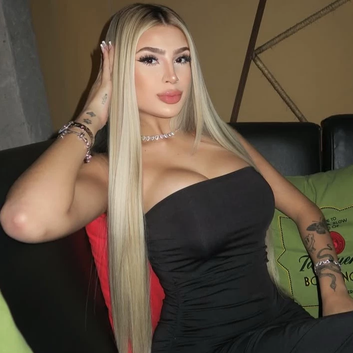 Caroline 