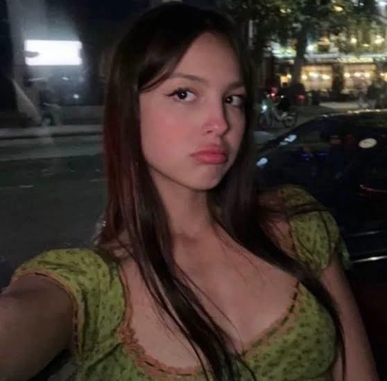 Olivia rodrigo thumbnail
